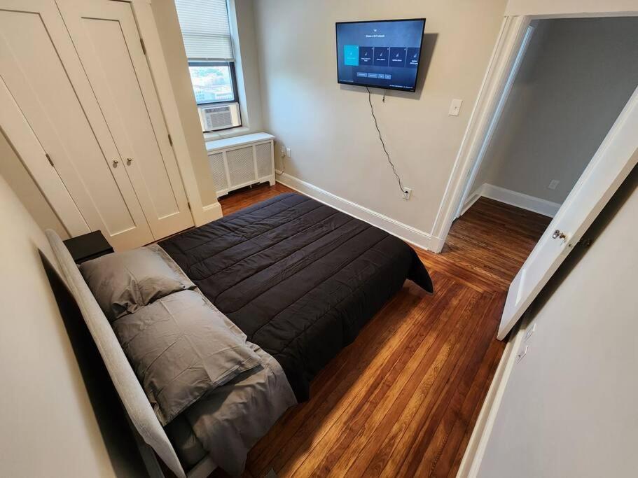 Elegant 2 Bed Gem! Mins From Nyc Leilighet Union City Eksteriør bilde