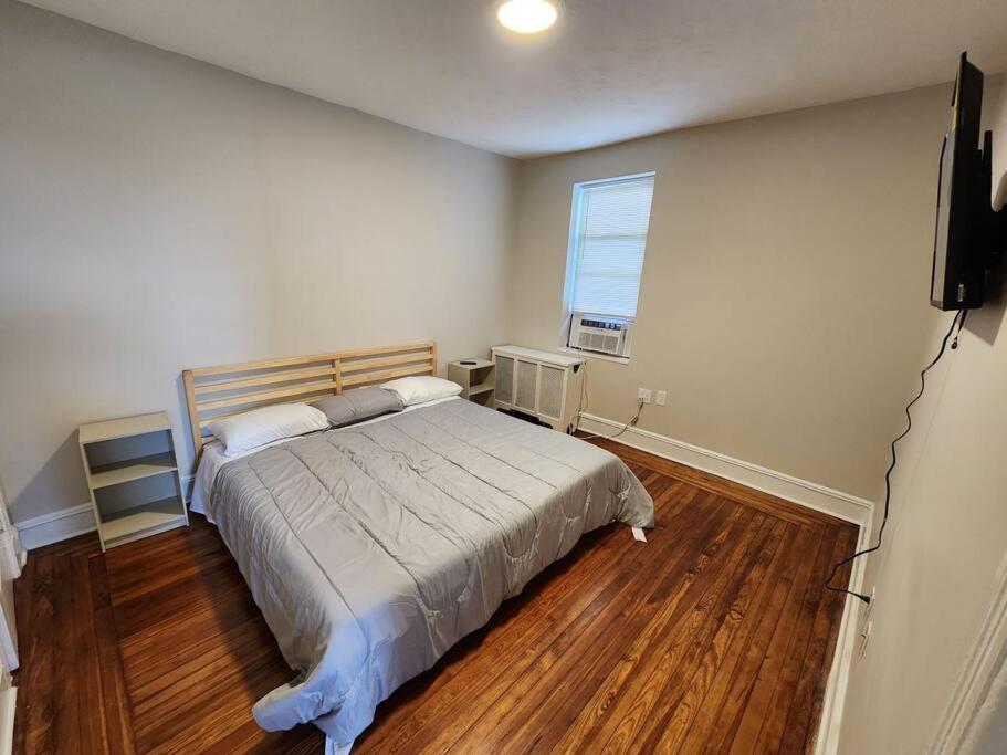 Elegant 2 Bed Gem! Mins From Nyc Leilighet Union City Eksteriør bilde